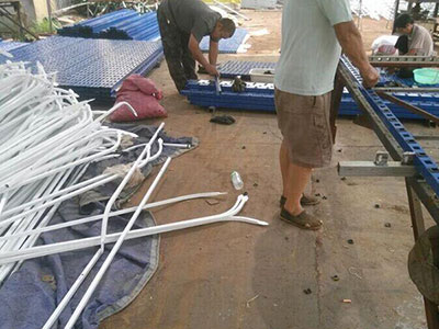 鋅鋼護(hù)欄生產(chǎn)車間