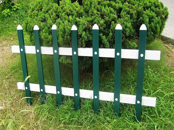 草坪護(hù)欄：簡單介紹在使用中的注意事項(xiàng)有什么