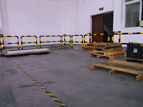 車間防撞護(hù)欄 車間防撞護(hù)欄