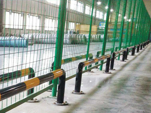車間防撞護(hù)欄 車間防撞護(hù)欄